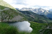 76 Lago Moro (2235 m) visto salendo al Passo di Val Cervia